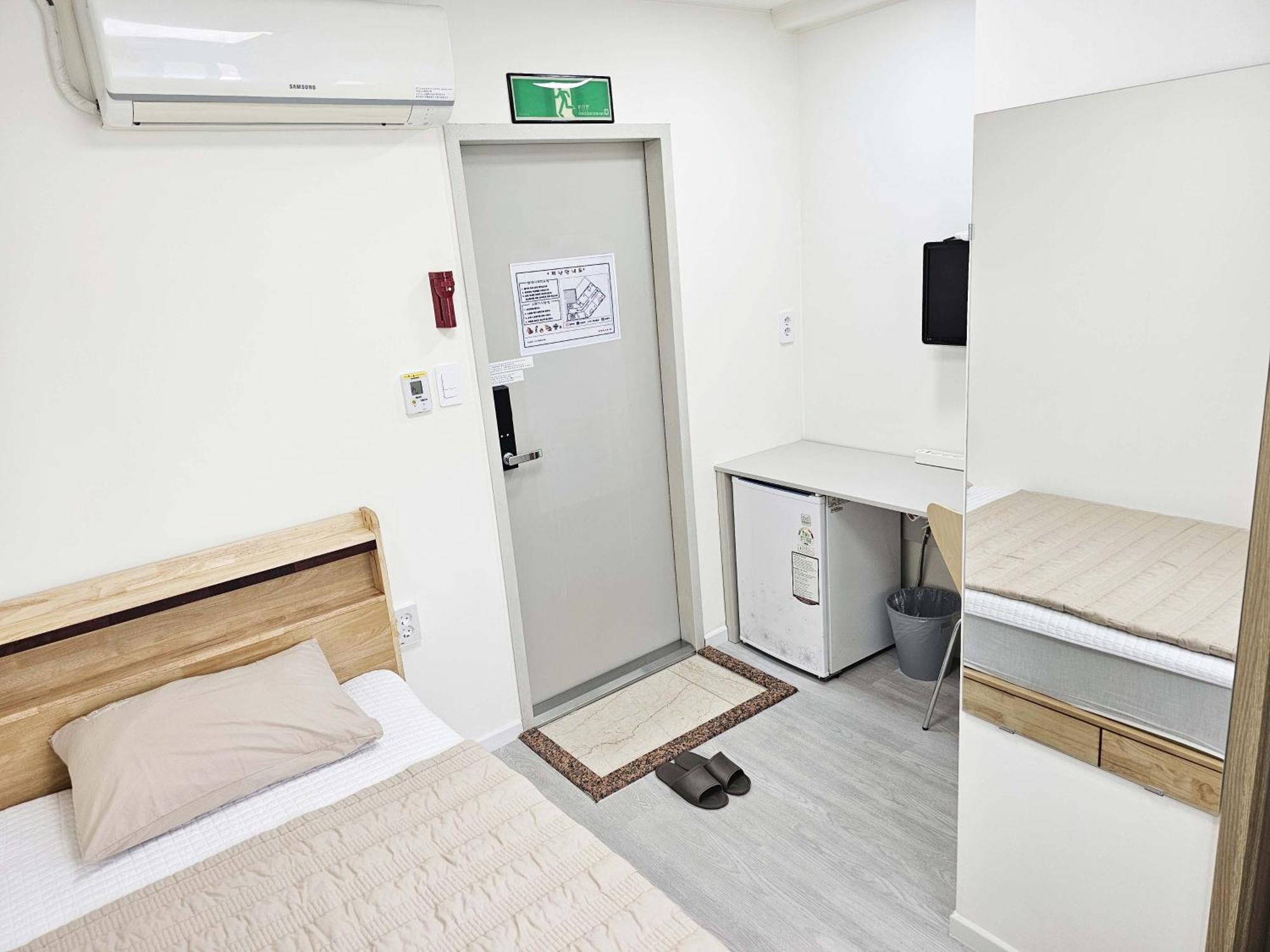 Хостел Boa Travel House Сеул Номер фото