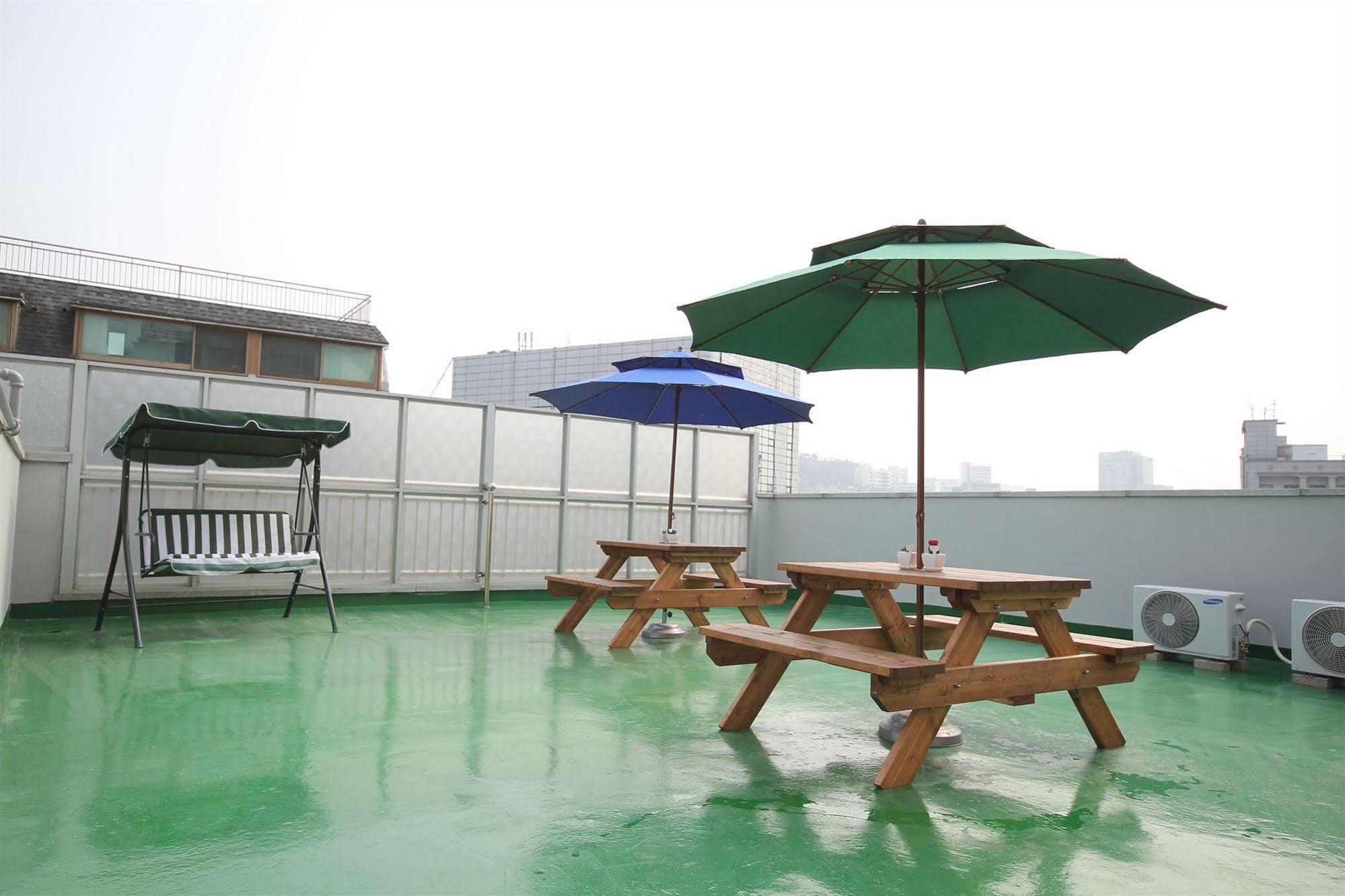 Хостел Boa Travel House Сеул Экстерьер фото